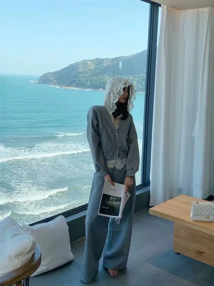 蕾丝拼接开衫卫衣套装女春秋洋气减龄休闲裤长袖气质5810