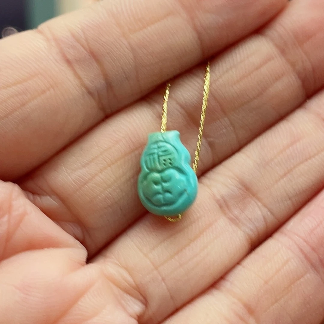 绿松石颈饰未镶嵌