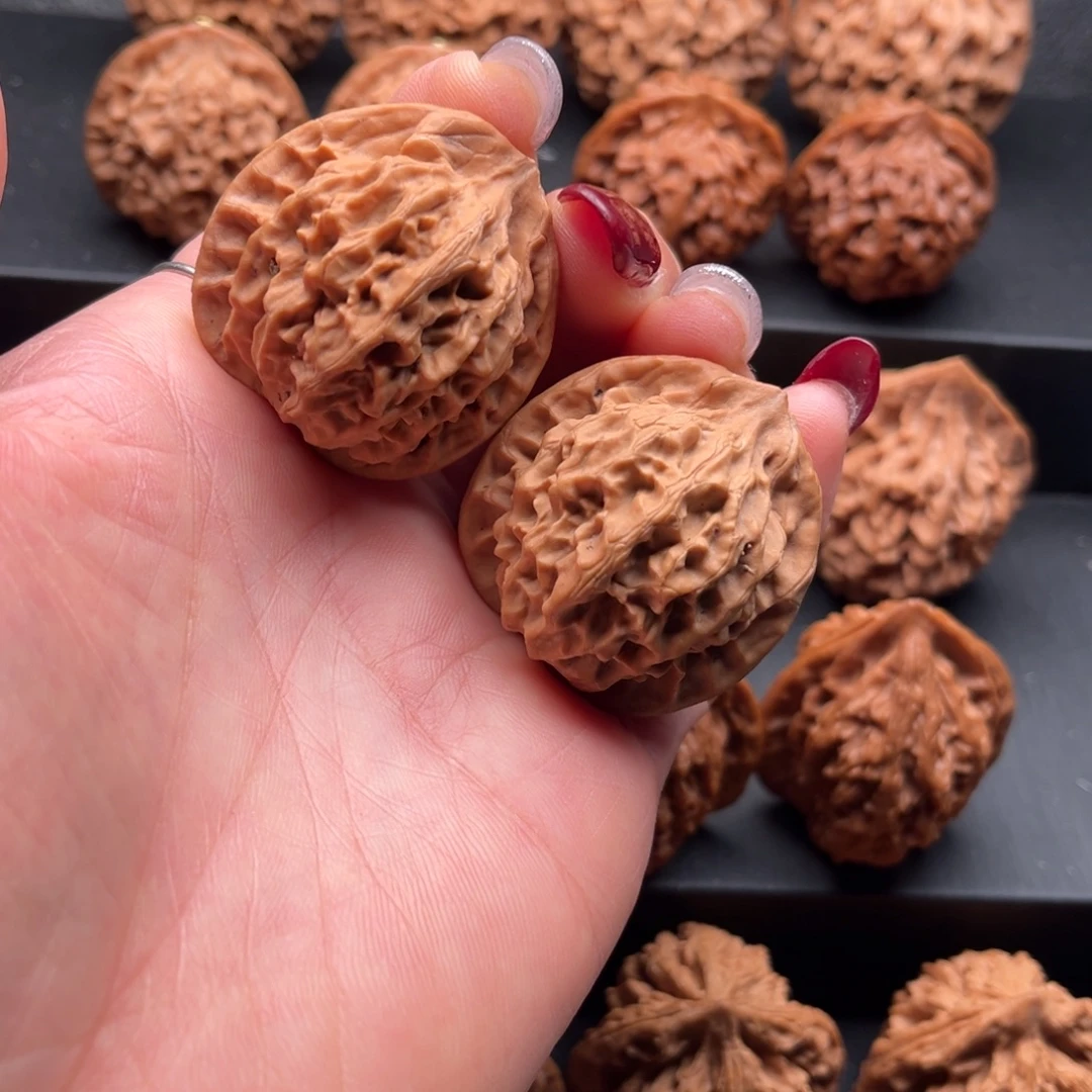 文玩核桃把件金公子