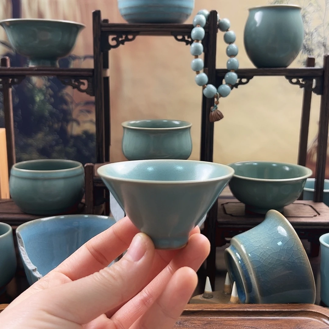 仿古青绿釉水斗笠杯福利