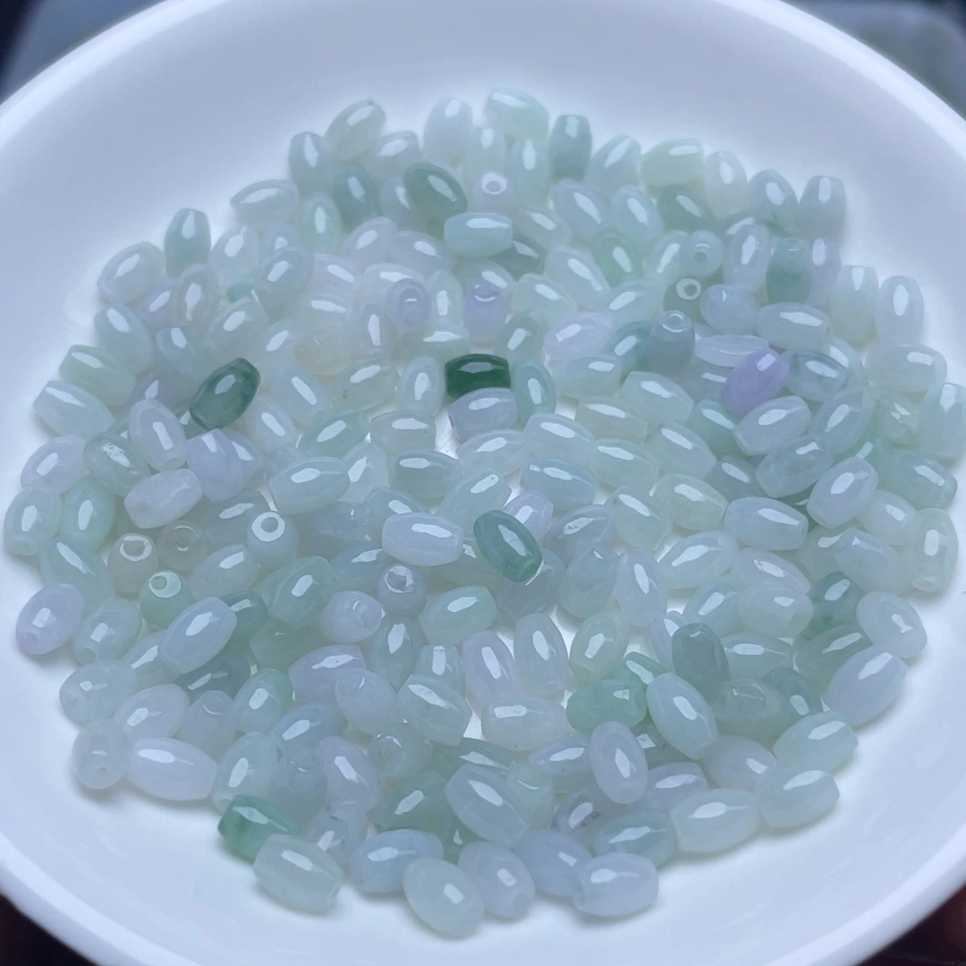 翡翠A货卡4mm乘6mm冰绿白米珠100颗