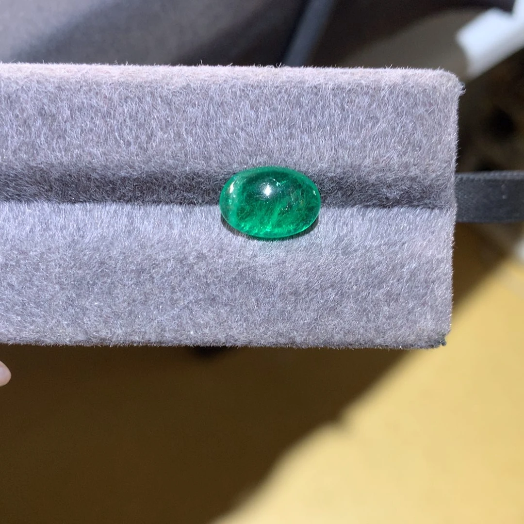 裸石祖母绿蛋面3.43ct