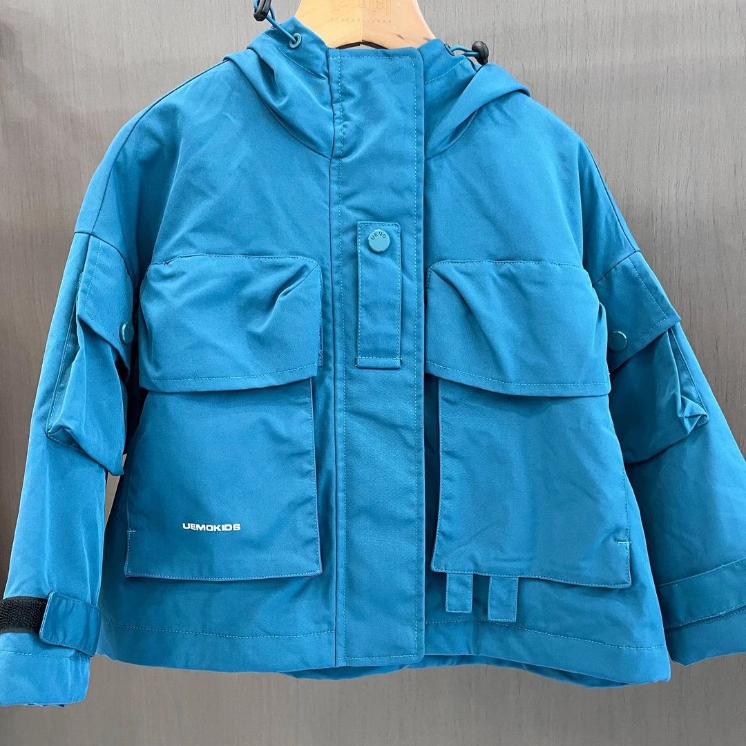 男女同款多巴胺穿搭加厚连帽春秋防风冲锋衣加绒外套