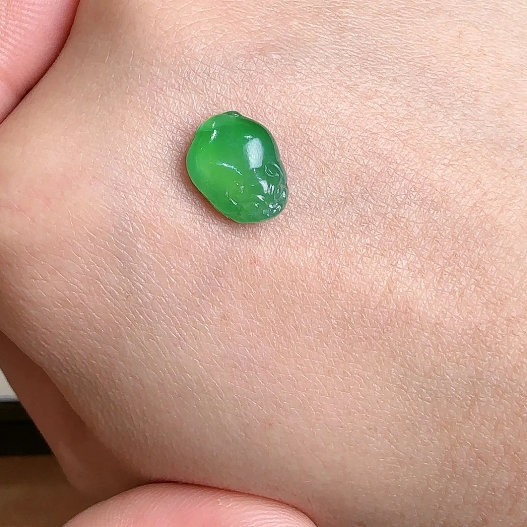 【闪购商品】翡翠未镶嵌吊坠(不含链)