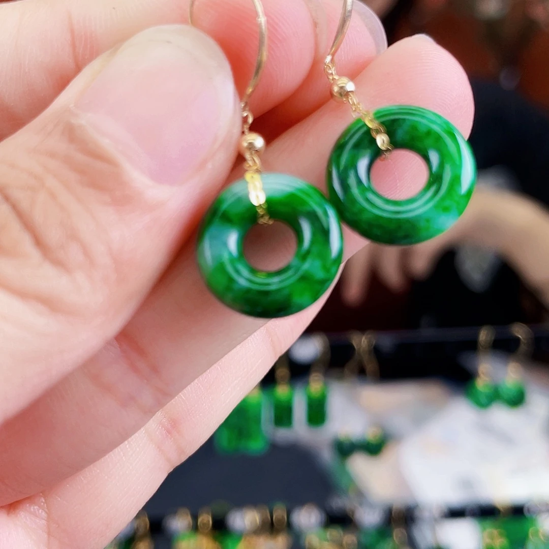 翡翠18K金镶嵌耳饰