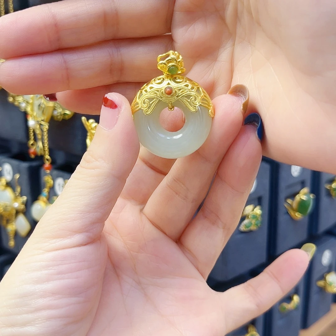 和田玉银S925镀金镶嵌颈饰