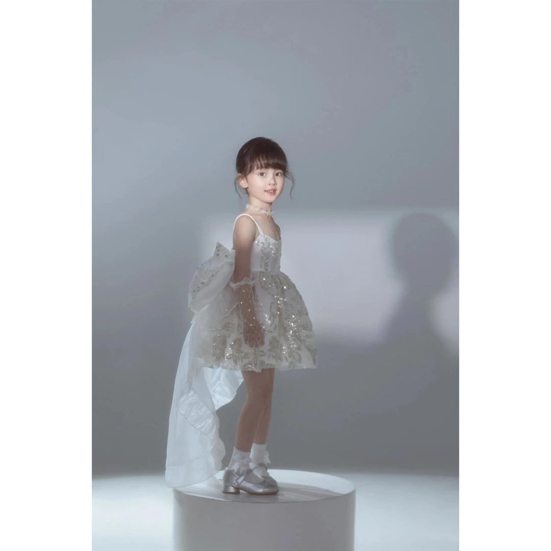 八音盒公主裙女童高端小礼服2024新款儿童生日花童婚礼主持连衣裙