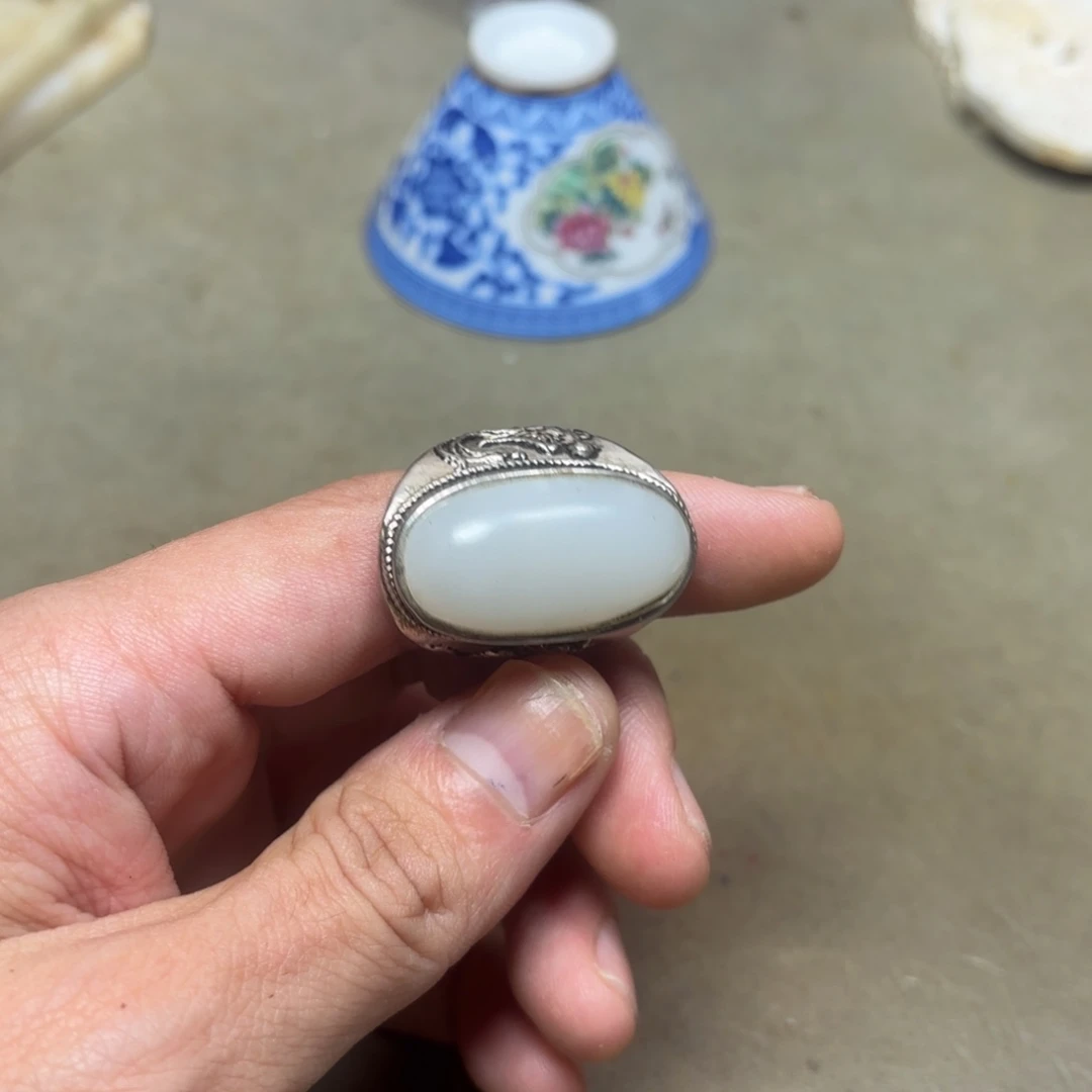 这个物件很老气啊