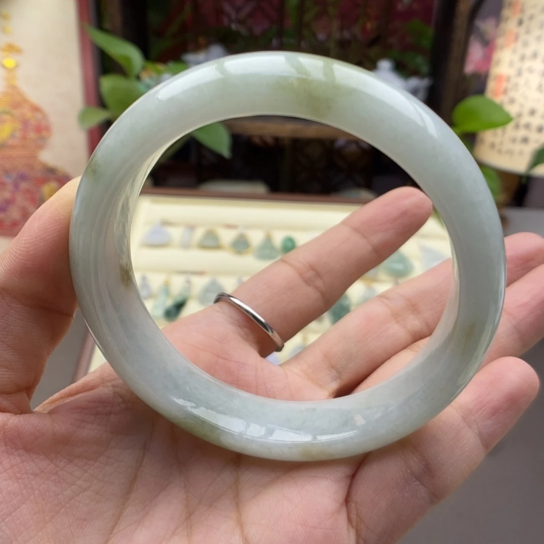 翡翠未镶嵌手镯手镯