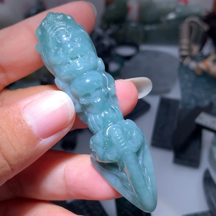 翡翠颈饰未镶嵌保真天然A货翡翠