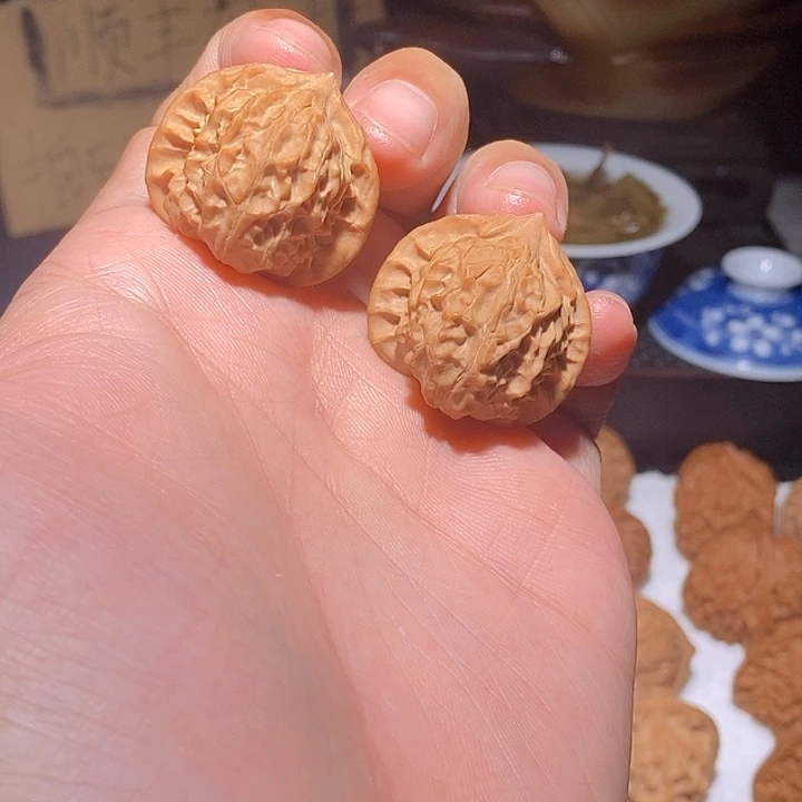 文玩核桃手把件野生寿桃