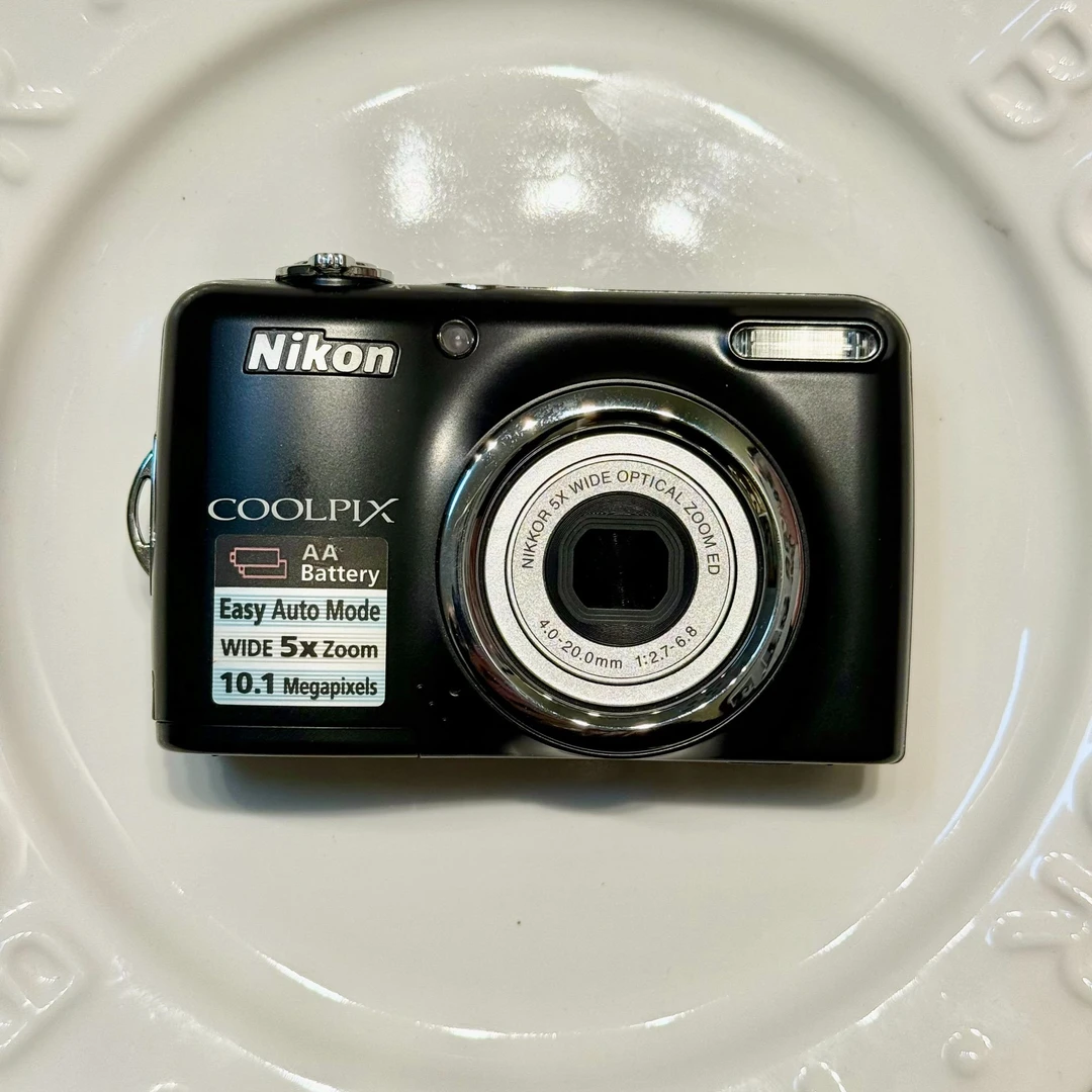 95新 Nikon/尼康 L23 黑色 1010w像素3倍光变 冷白皮清透ccd