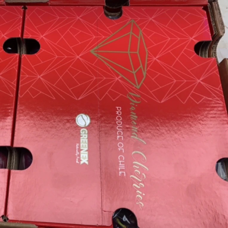 拉宾斯车厘子 3J 118 净重五斤 车厘子尾期会有裂口 割伤 介意勿拍