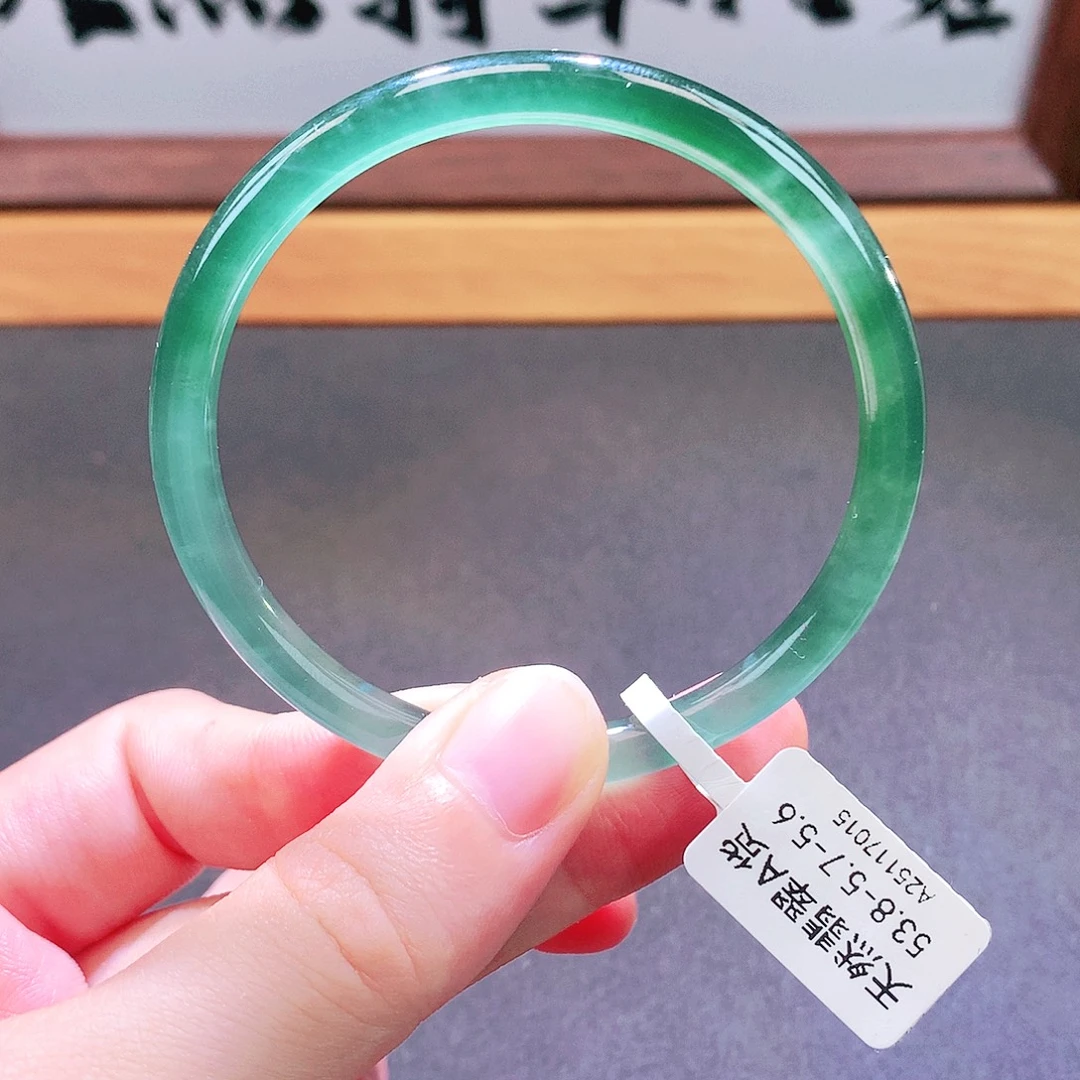 翡翠未镶嵌手镯天然翡翠