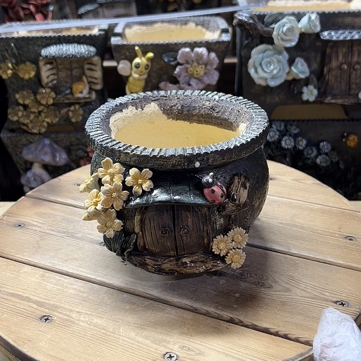 青藤多肉花盆百搭