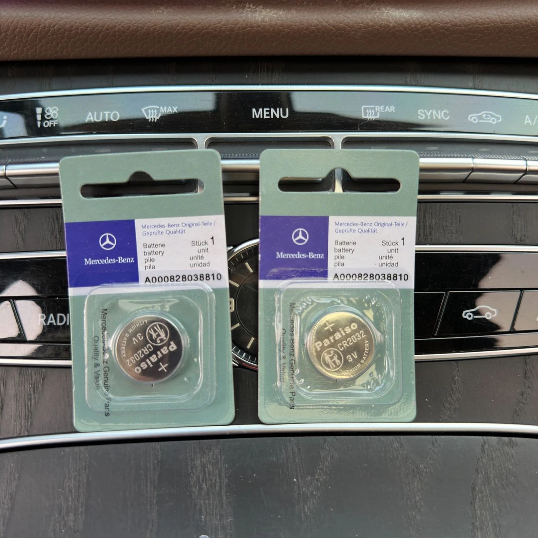 适用于奔驰钥匙电池C200/E300/GLC汽车遥控器GLA智能遥控器电池