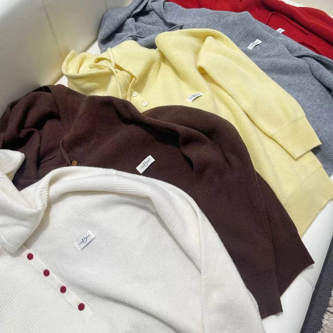 熙薇【云栖浅黛】2025秋季新款时尚百搭休闲毛衣针织帽衫H5683