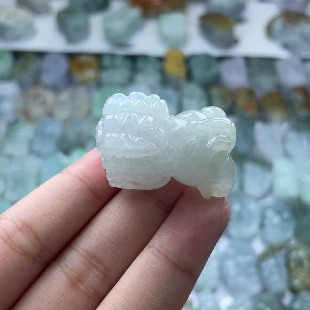 颈饰未镶嵌翡翠貔貅