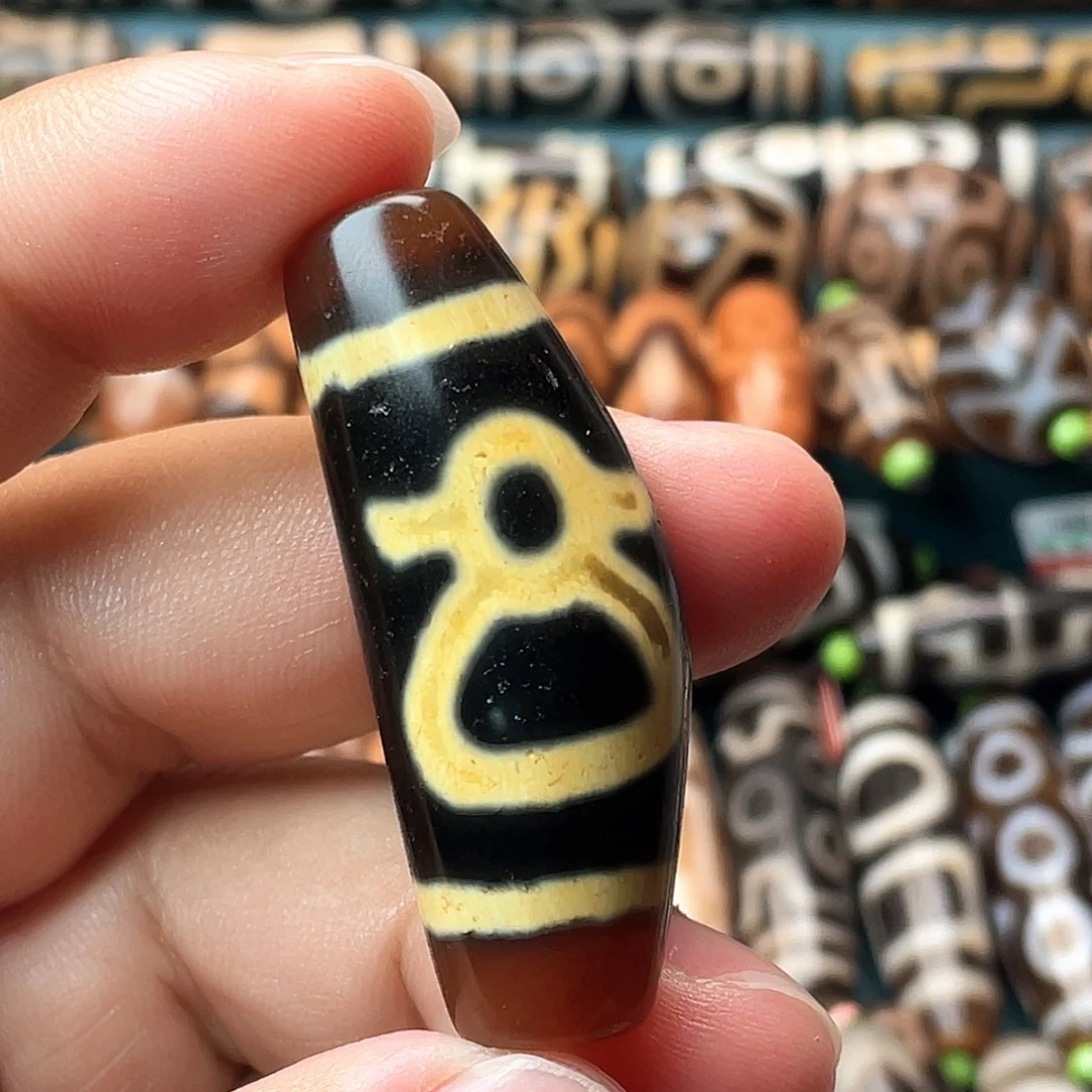 玛瑙/玉髓未镶嵌颈饰老料牛角财财