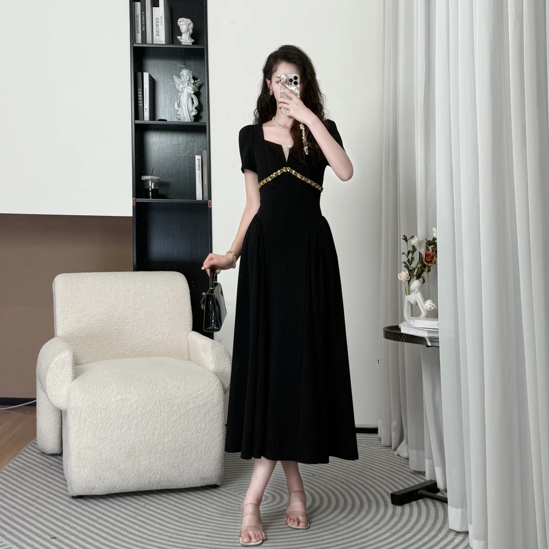 拉夏贝尔25夏显瘦气质小众轻奢赫本风长裙礼服连衣裙 10544 ZCJ