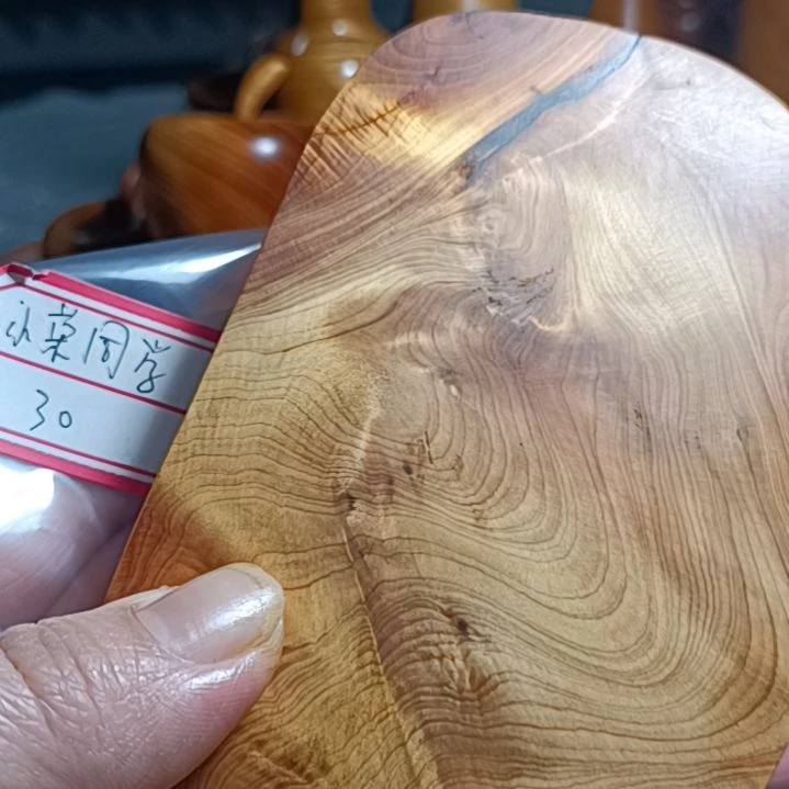 小***学柏木焦作太行崖柏摆件