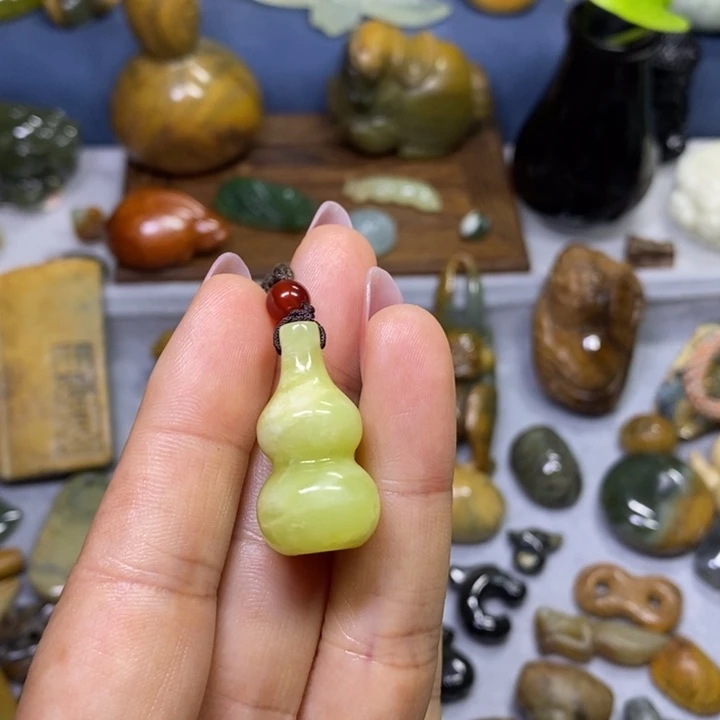 蛇纹石玉未镶嵌岫玉