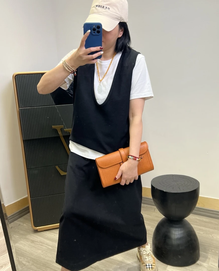 休闲背心裙套装女早春显瘦两件上衣开叉半身裙2592