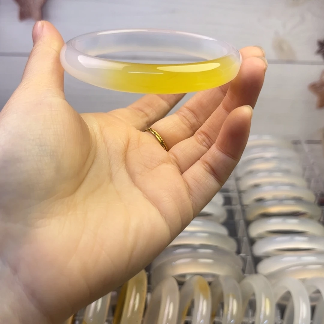 玛瑙/玉髓未镶嵌手镯