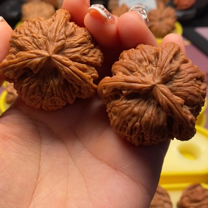 桃核把件柳*风南疆石奔45