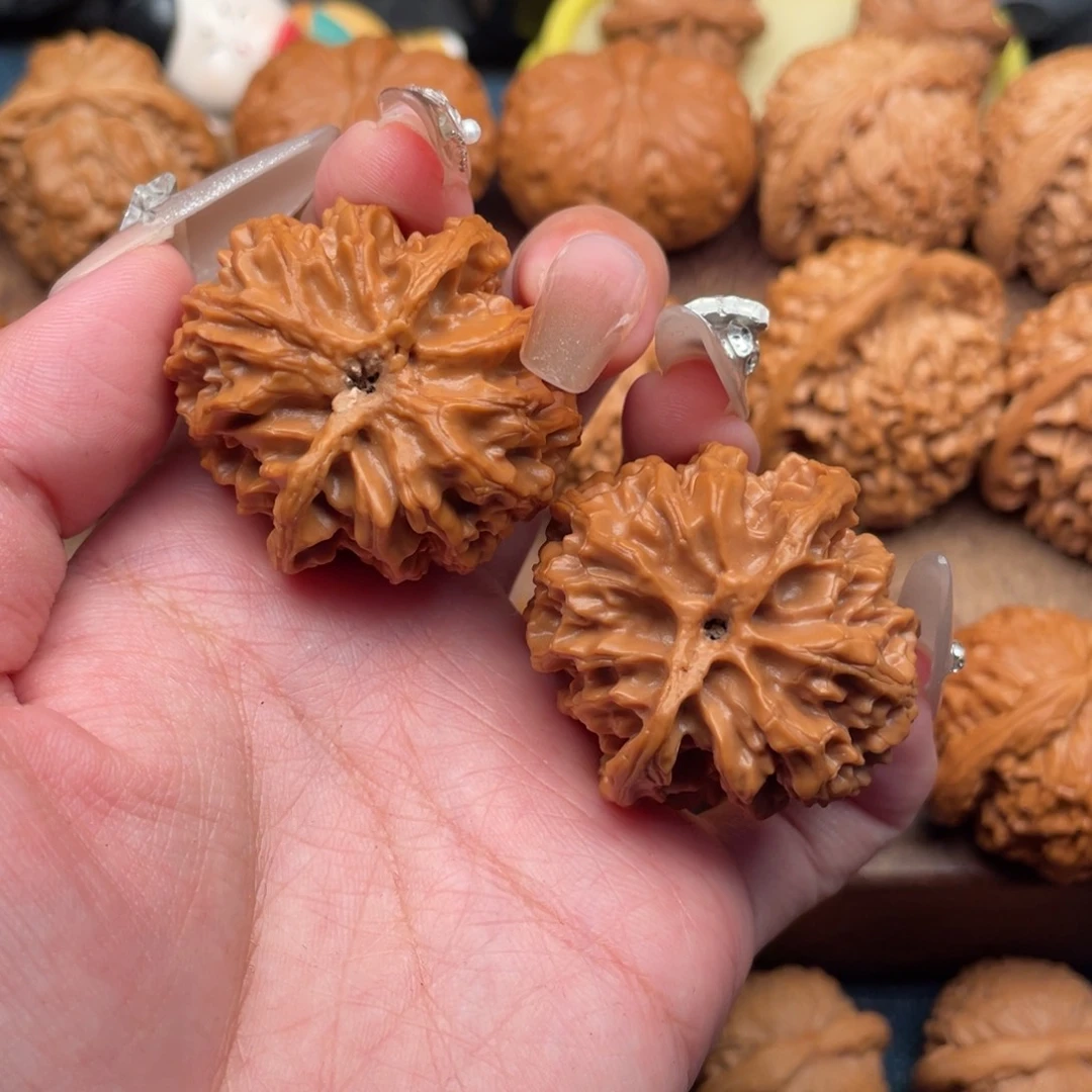 文玩核桃吊坠全品，老款原桩苹果园38.5