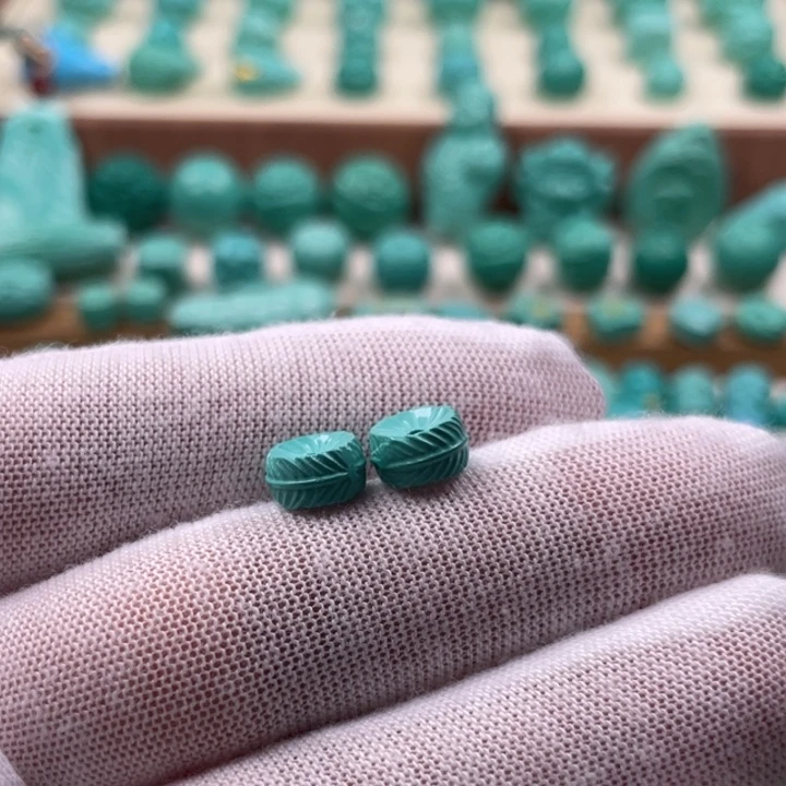 湖北十堰特色羽毛扣