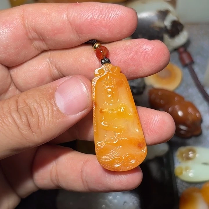 和田玉颈饰未镶嵌