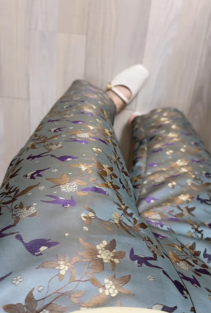 100桑蚕丝老宋锦琵琶山雀烟管裤