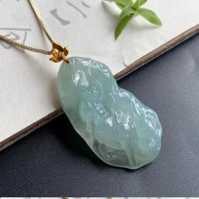 金镶麒麟吊坠，天然缅甸翡翠A货吊坠