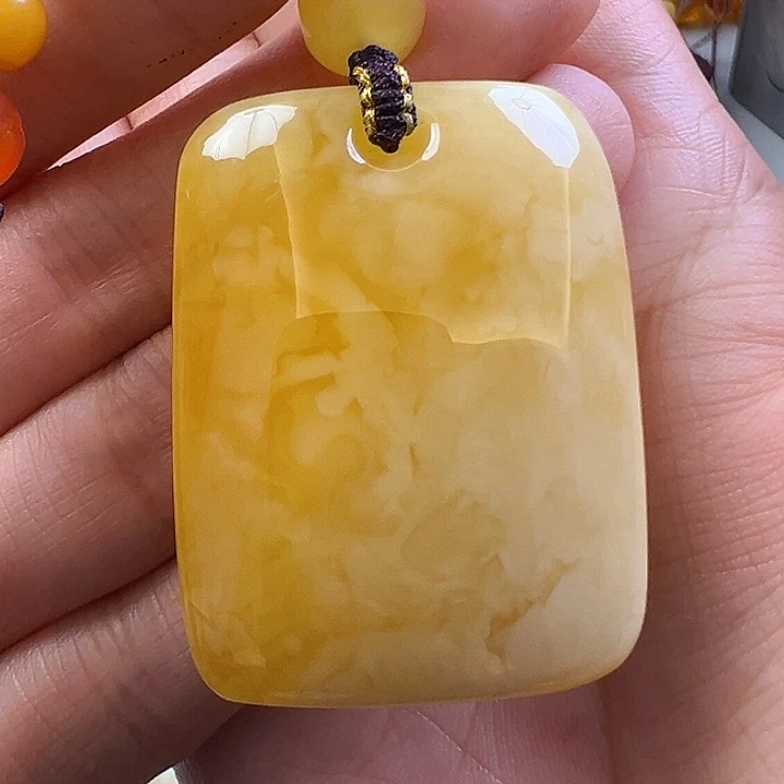 未镶嵌蜜蜡珠宝奇石