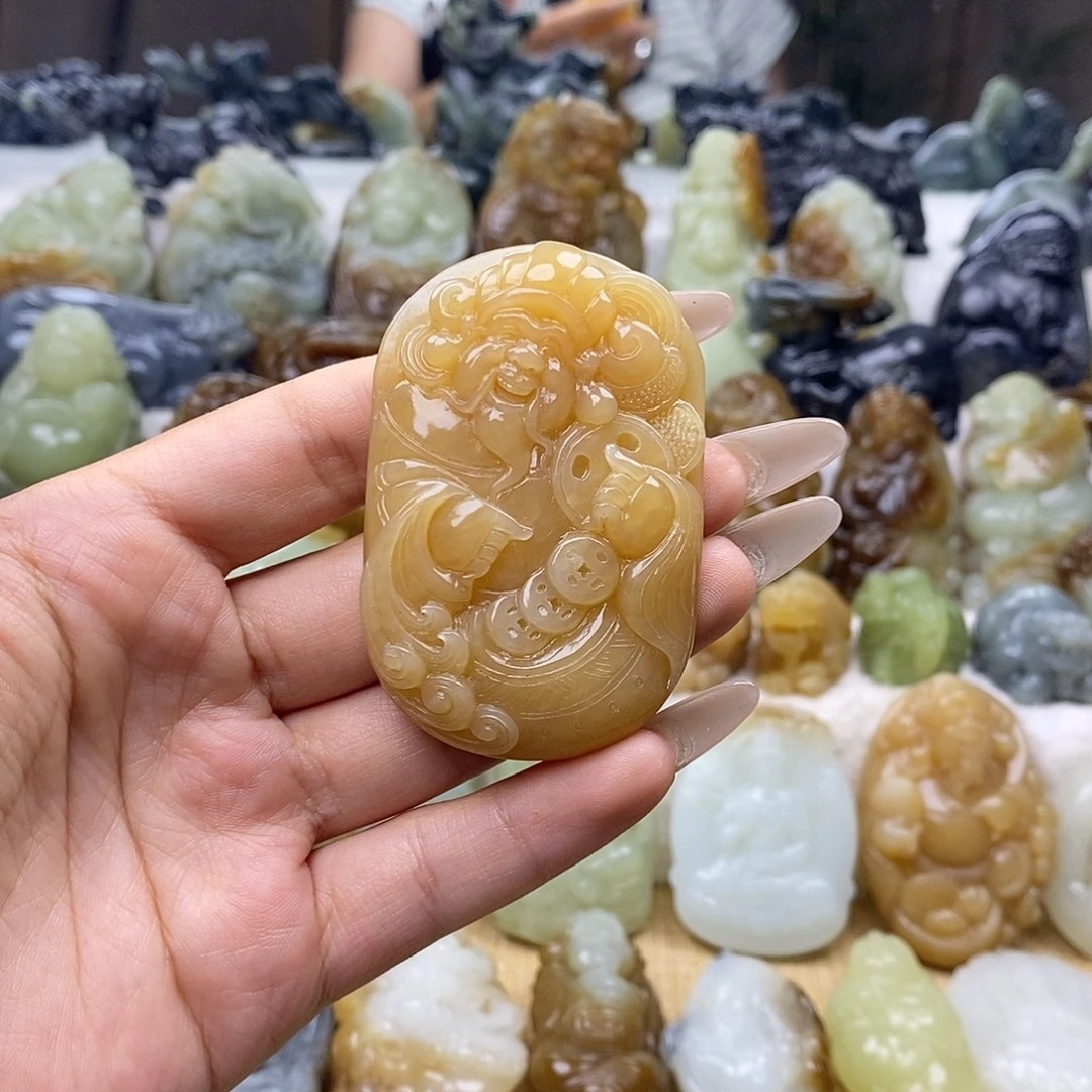 颈饰未镶嵌和田玉