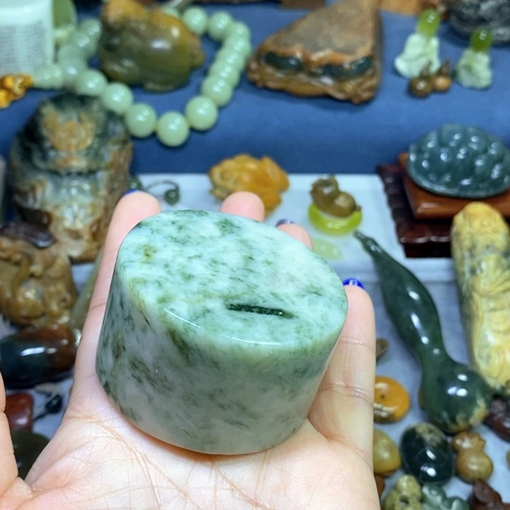 蛇纹石玉未镶嵌岫玉镇尺