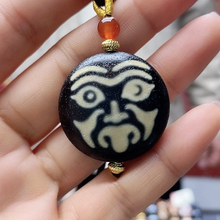 玛瑙/玉髓合金颈饰