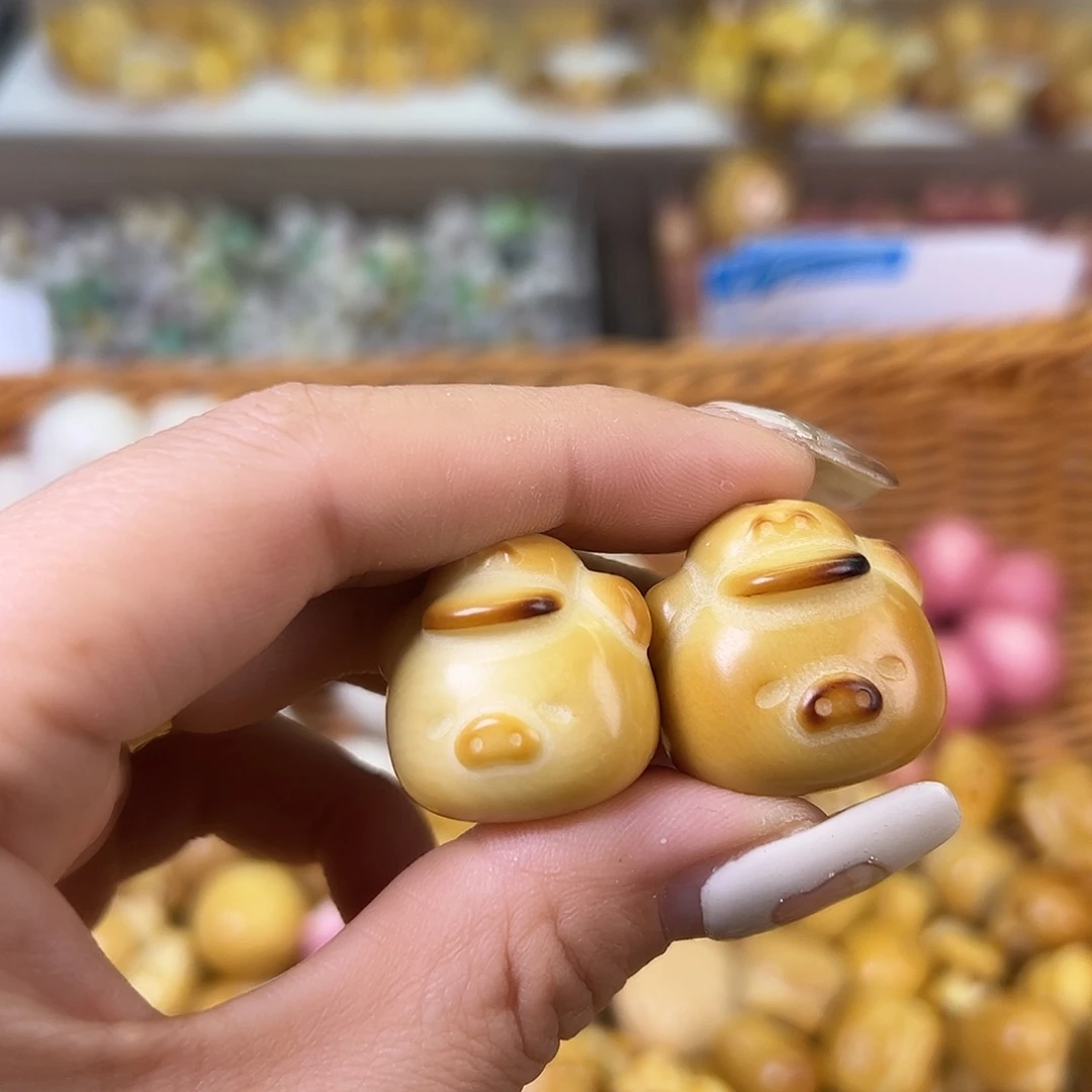 菩提根/象牙果吊坠全品炭烤帽子猪10颗