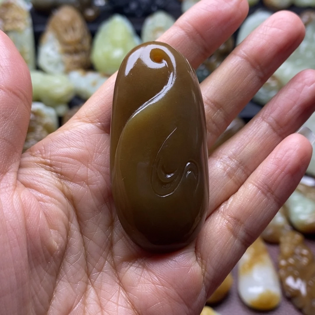 吊坠(不含链)未镶嵌和田玉（糖玉）