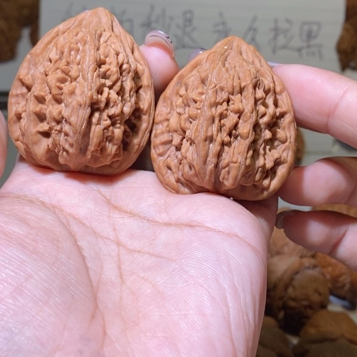 爱***鱼核桃手串/手链虎头王