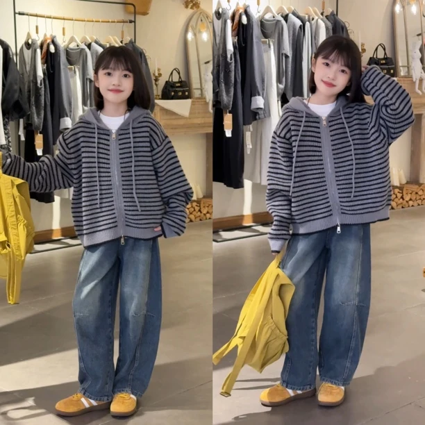 女童外套秋装2025新款女大童洋气时髦连帽卫衣宽松休闲拉链衫