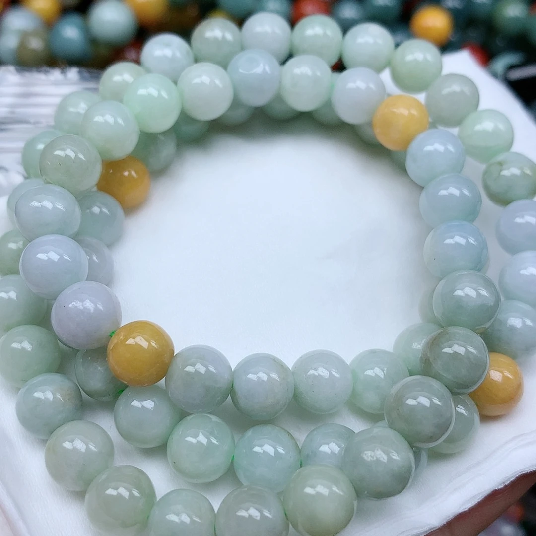 翡翠颈饰未镶嵌手串