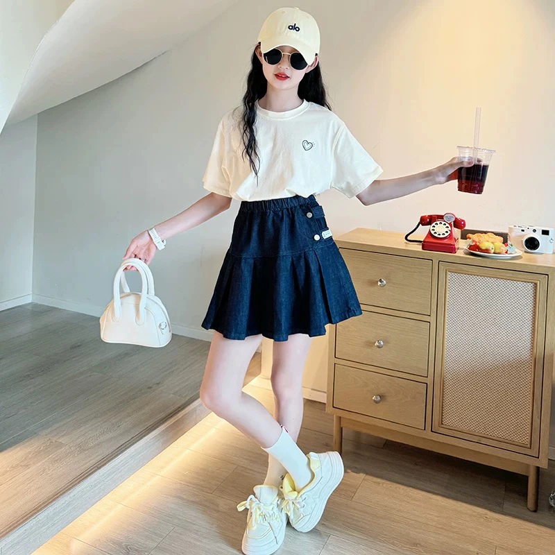 &苏珊&2025新款夏款刺绣爱心蕾丝飘带T恤yd短袖25100