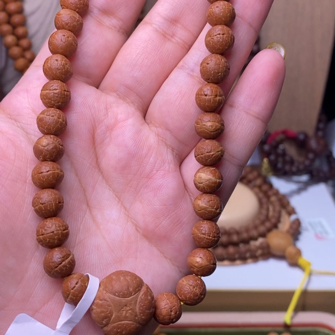 手串凤眼菩提C****3黑金刚手持