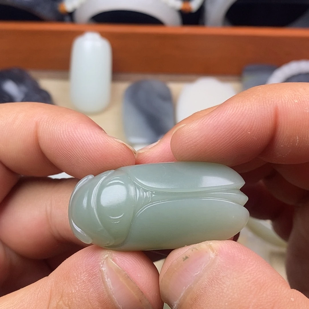 连***翘和田玉未镶嵌颈饰