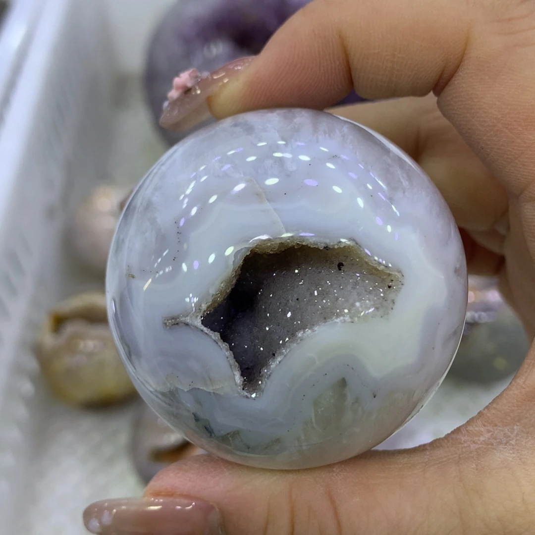 郑***陌大型摆件（非配饰）紫晶未镶嵌