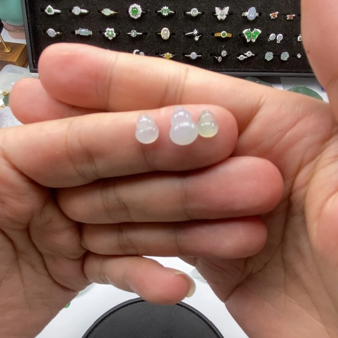 翡翠未镶嵌颈饰0000001