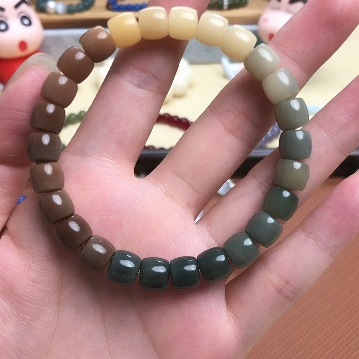 吊坠白玉菩提渐变桶珠