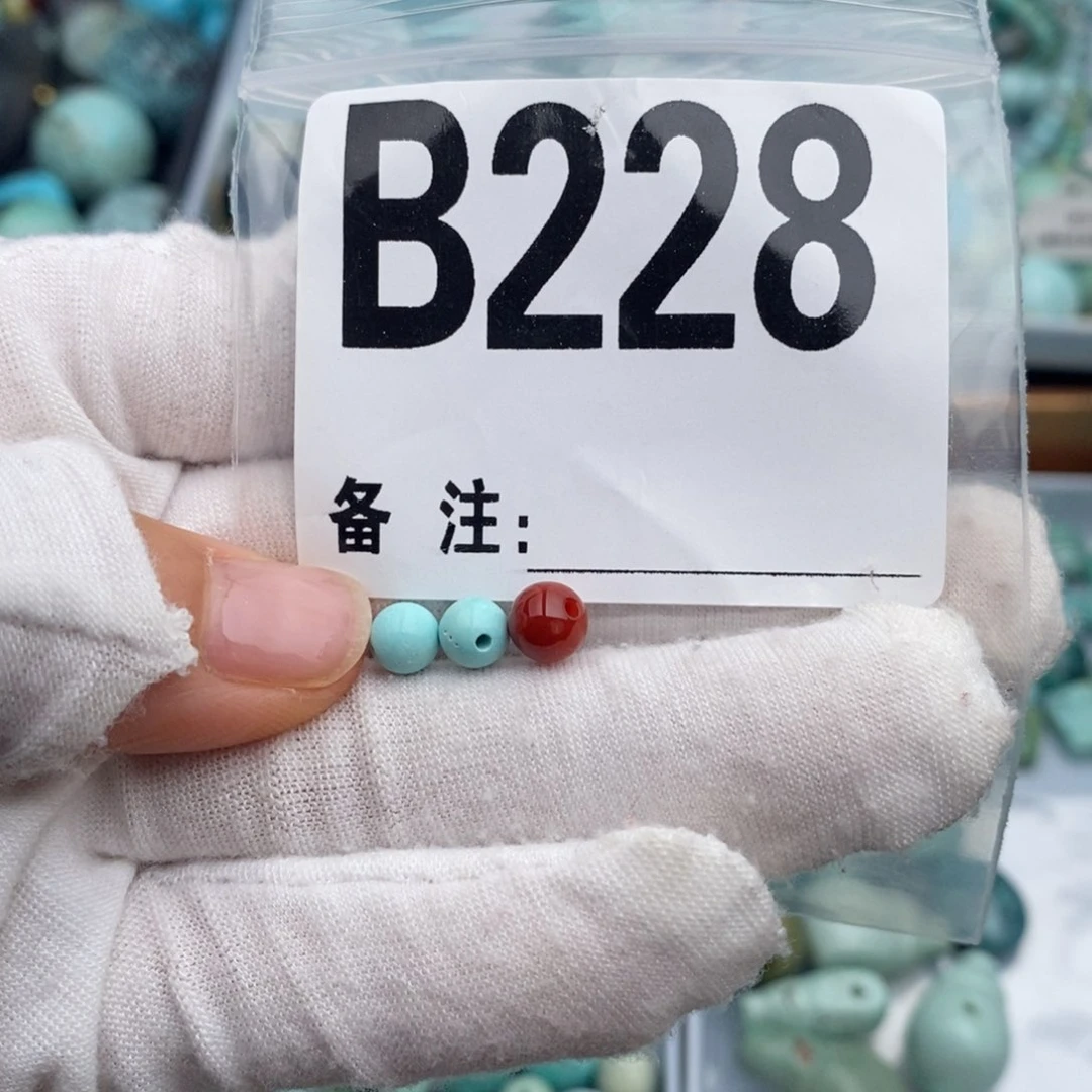 未镶嵌卡5圆珠一对南红玛瑙
